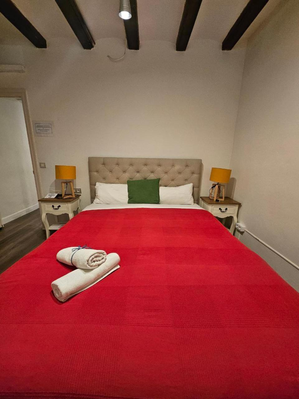 Family Flat Near Ramblas Bcn 5 Appartement *