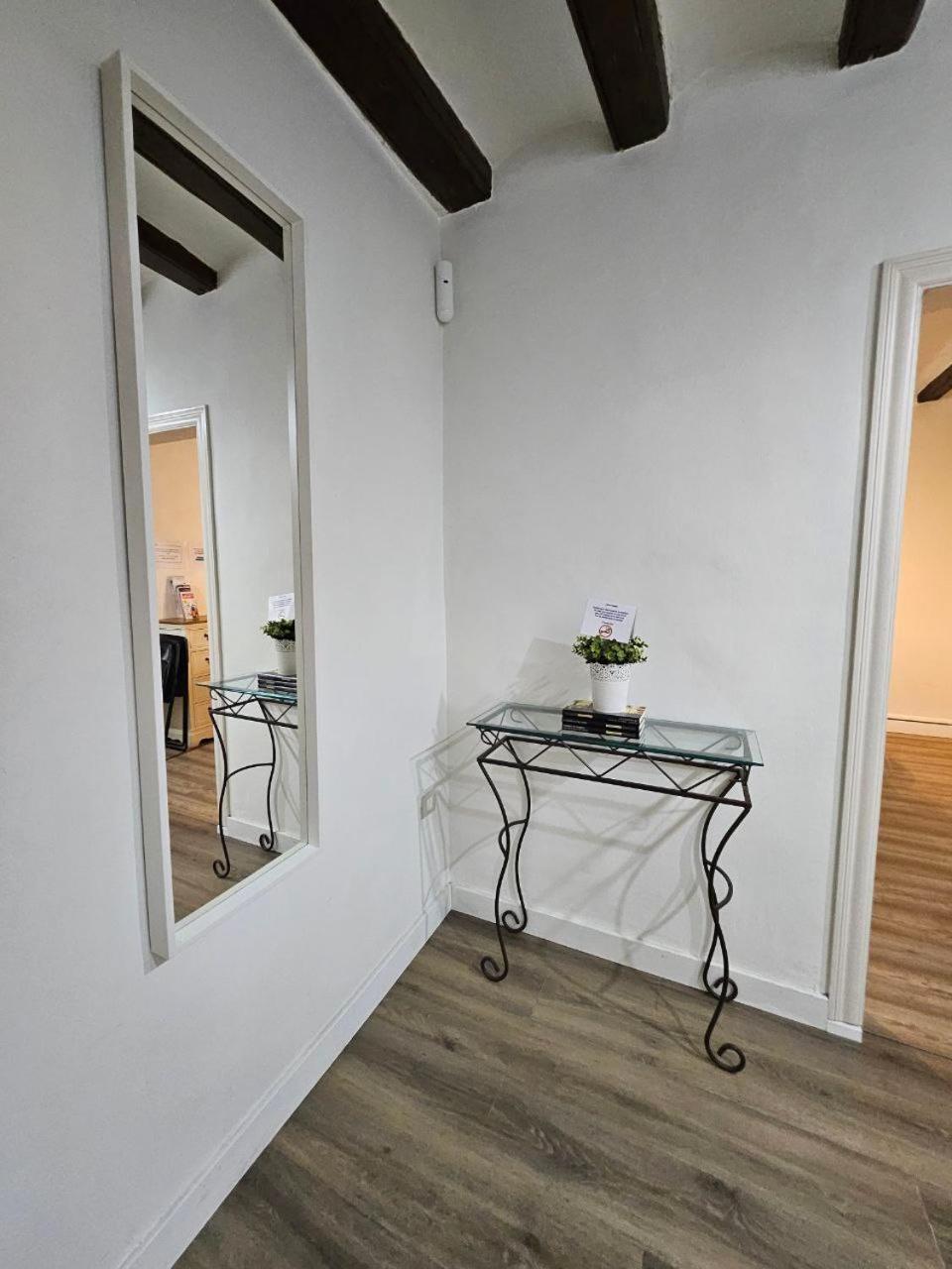 Family Flat Near Ramblas Bcn 5 *