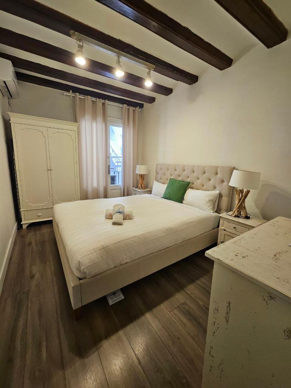 Family Flat Near Ramblas Bcn 5 Appartement *