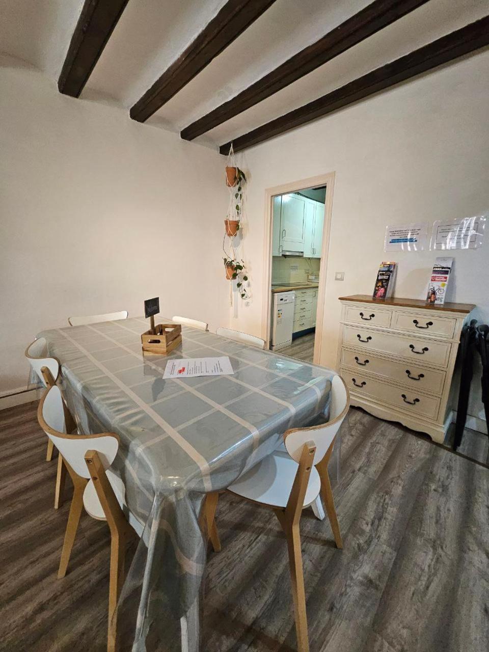Family Flat Near Ramblas Bcn 5 * Barcelone