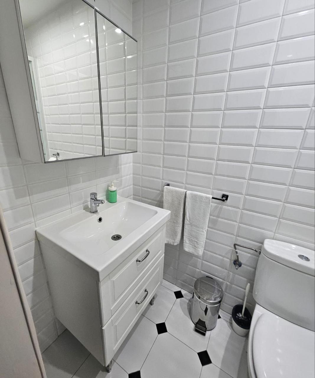 Family Flat Near Ramblas Bcn 5 * Barcellona